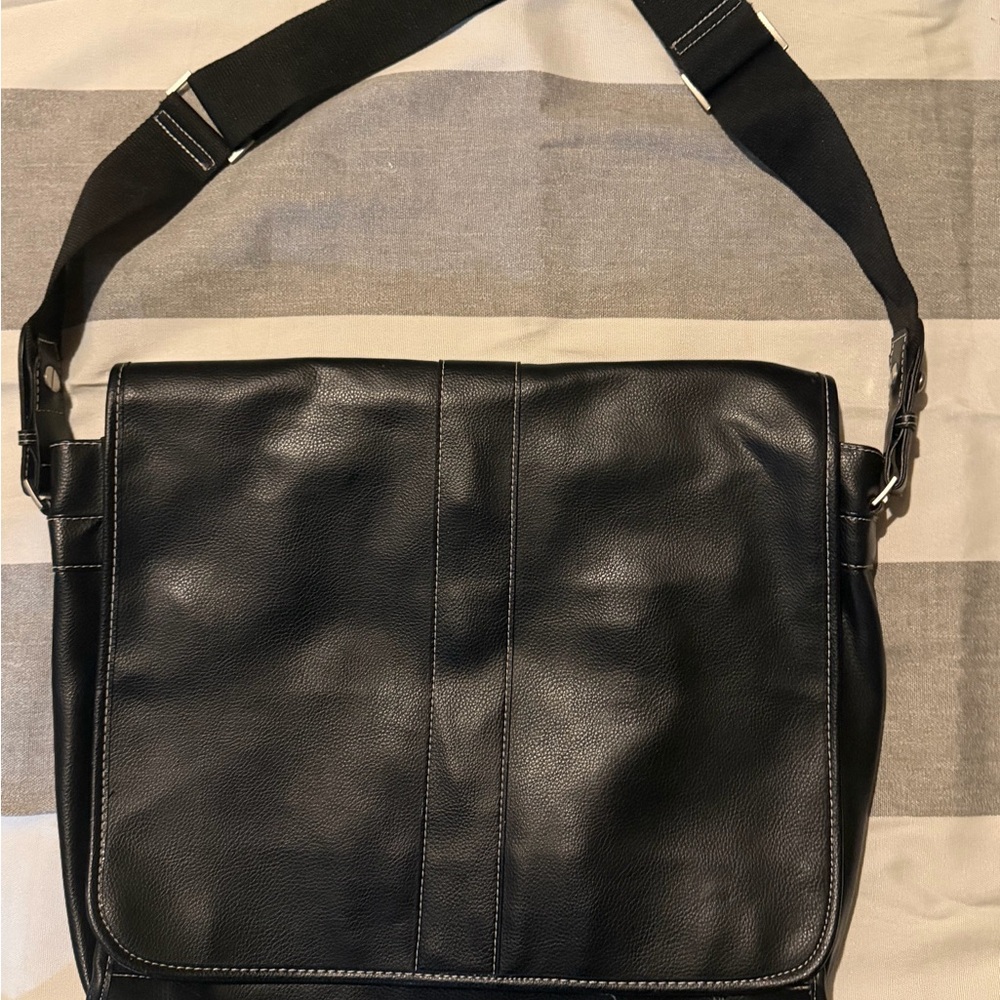 Black Leather Messenger Bag